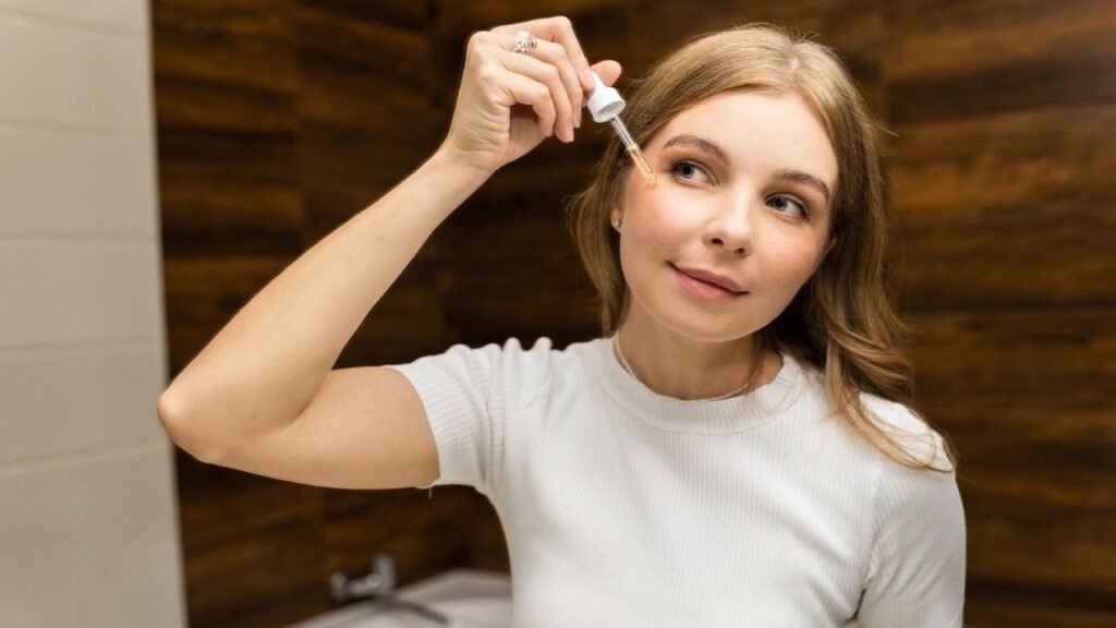 retinol or Vitamin C at night 